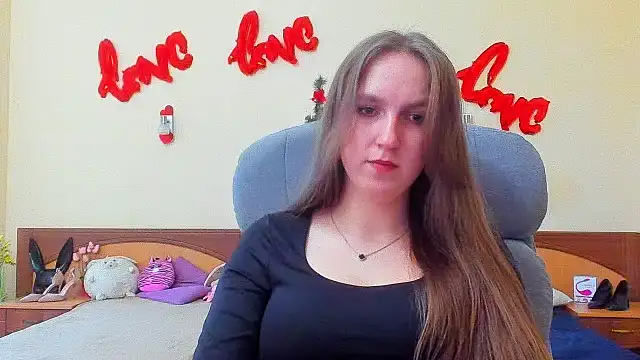 Nesie-Stoun online show from December 2025 10:24:02 AM