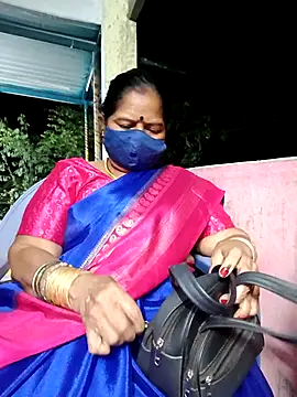 Snapshot of savithasree chatting on April 2026 05:10:02 PM savithasree online show from April 2026 05:10:02 PM