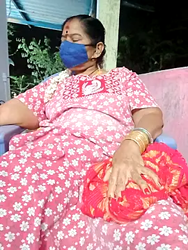 Snapshot of savithasree chatting on April 2026 05:52:01 PM savithasree online show from April 2026 05:52:01 PM