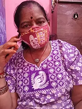 Snapshot of savithasree chatting on June 2026 06:08:01 AM savithasree online show from June 2026 06:08:01 AM