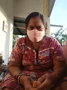 Snapshot of savithasree chatting on June 2026 01:10:02 AM savithasree online show from June 2026 01:10:02 AM