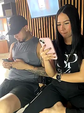 Snapshot of Brandon_girls69hot chatting on November 2025 07:37:01 PM Brandon girls69hot online show from November 2025 07:37:01 PM