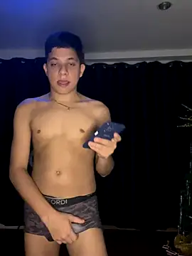 LucaDave 1 online show from November 2025 05:30:02 AM