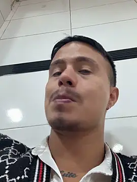 RaySullivan online show from November 2025 02:39:02 AM