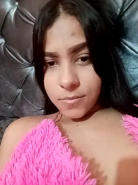 Snapshot of Rosa_Bella_87 chatting on November 2025 12:42:02 AM Rosa Bella 87 online show from November 2025 12:42:02 AM