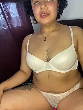 Snapshot of -1sammy chatting on November 2025 07:02:02 PM -1sammy online show from November 2025 07:02:02 PM