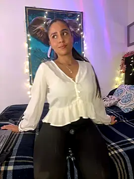 alisaa jhons1 online show from November 2025 11:42:02 PM