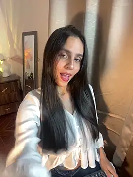 Snapshot of alisaa_jhons1 chatting on April 2026 02:14:02 AM alisaa jhons1 online show from April 2026 02:14:02 AM