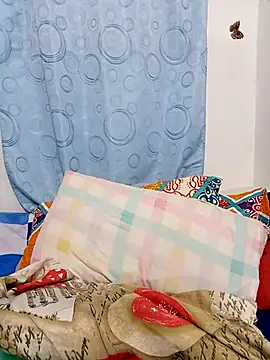 Snapshot of dulce_amor19 chatting on November 2025 12:24:02 AM dulce amor19 online show from November 2025 12:24:02 AM