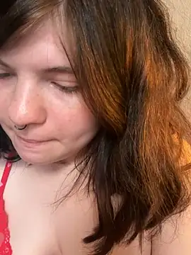 juicygoth202 online show from March 2026 04:35:01 PM