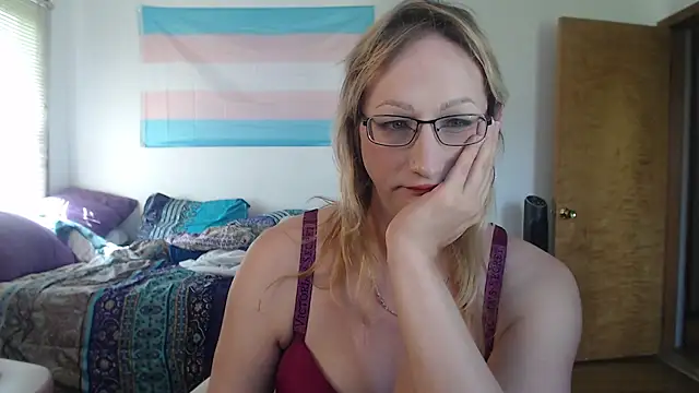 Savanah Banana  online show from June 2026 08:14:02 PM