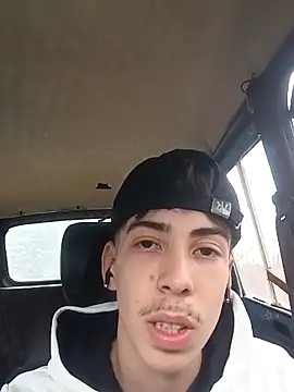 Snapshot of NovaCharm chatting on December 2025 03:30:01 PM NovaCharm online show from December 2025 03:30:01 PM