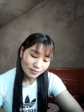 Qoine392 online show from December 2025 05:57:01 AM