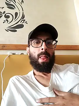 Snapshot of Badikarde chatting on November 2025 11:54:01 AM Badikarde online show from November 2025 11:54:01 AM