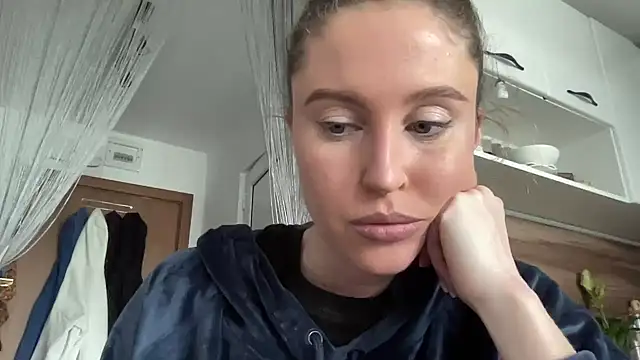 Ameli8 online show from March 2026 12:42:01 PM