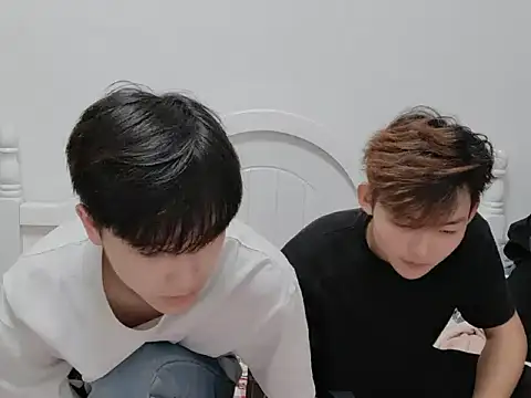 xiaomeng2563 online show from November 2025 02:39:02 PM