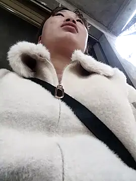 Snapshot of MINSSA502 chatting on November 2025 01:15:02 AM MINSSA502 online show from November 2025 01:15:02 AM