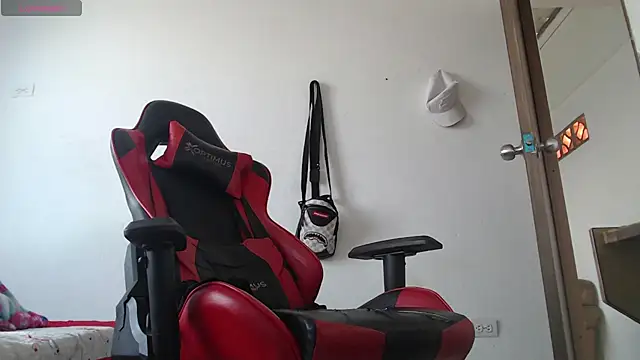 thebesthot online show from November 2025 02:43:02 PM