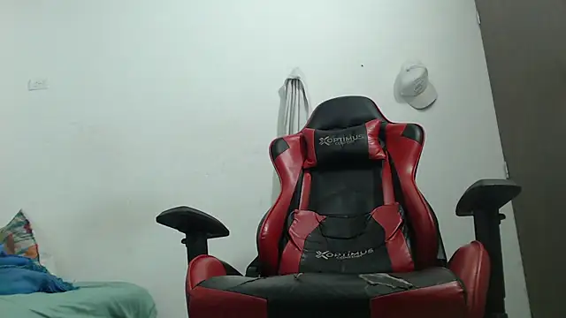 thebesthot online show from November 2025 05:17:01 AM