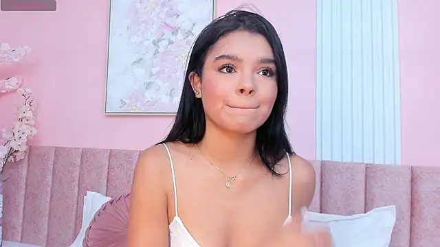 Isabelaclark  online show from November 2025 01:33:02 PM