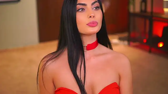 RavennaDArcy online show from November 2025 08:31:01 PM