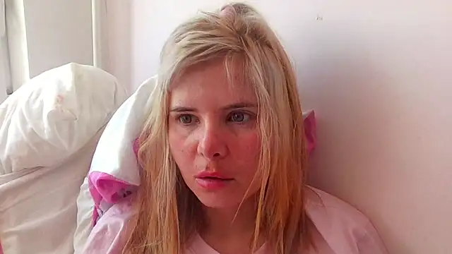 HornyElena online show from April 2026 10:28:02 AM