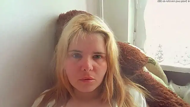 Snapshot of HornyElena chatting on May 2026 10:12:02 AM HornyElena online show from May 2026 10:12:02 AM