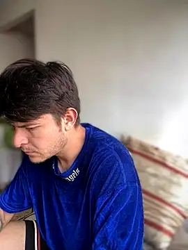 Snapshot of Nick_juniorrx chatting on November 2025 07:03:02 PM Nick juniorrx online show from November 2025 07:03:02 PM