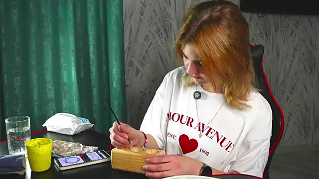 Snapshot of ManaBybel chatting on November 2025 10:04:02 AM ManaBybel online show from November 2025 10:04:02 AM