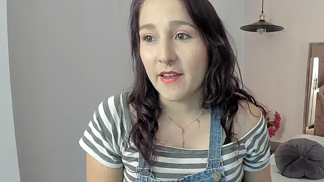 Juliette Leroyy online show from March 2026 07:18:02 PM