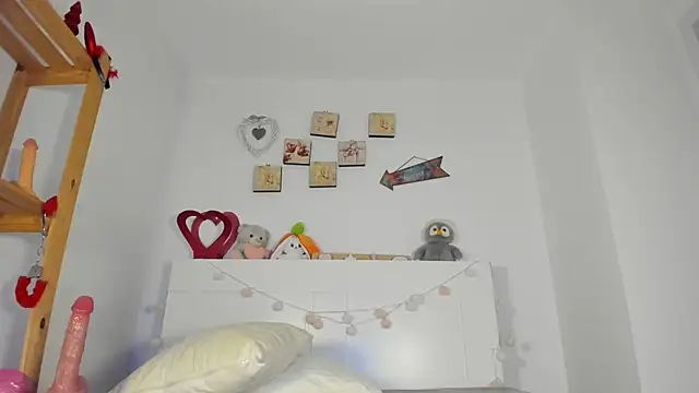 Blueee diamond online show from April 2026 08:58:01 PM