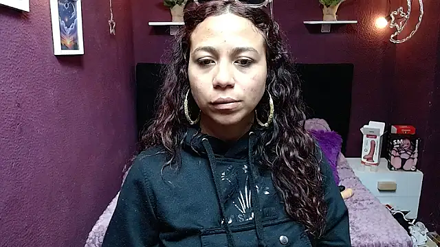 monika 256 online show from February 2026 01:18:01 PM