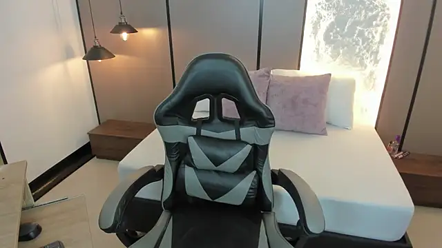 Snapshot of coral_rosse_ chatting on November 2025 08:30:01 PM coral rosse online show from November 2025 08:30:01 PM