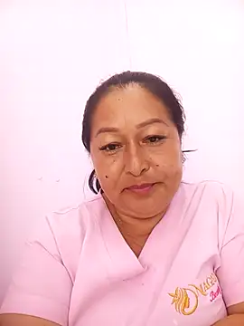 keilaJhonsom1 online show from November 2025 05:35:02 PM