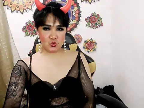 Snapshot of xxPerfect_9inchesCOCK chatting on November 2025 02:43:02 AM xxPerfect 9inchesCOCK online show from November 2025 02:43:02 AM