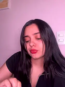 candicewest  online show from November 2025 01:31:01 PM