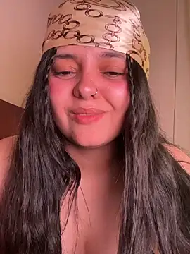 Snapshot of candicewest_ chatting on April 2026 08:57:02 PM candicewest online show from April 2026 08:57:02 PM