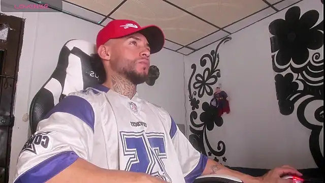 Snapshot of couple-hothot chatting on November 2025 09:59:01 PM couple-hothot online show from November 2025 09:59:01 PM