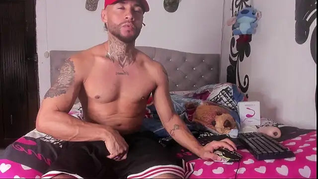 Snapshot of couple-hothot chatting on November 2025 10:41:02 PM couple-hothot online show from November 2025 10:41:02 PM