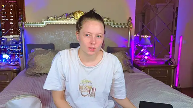 HolyBabyDoll online show from November 2025 04:33:02 AM