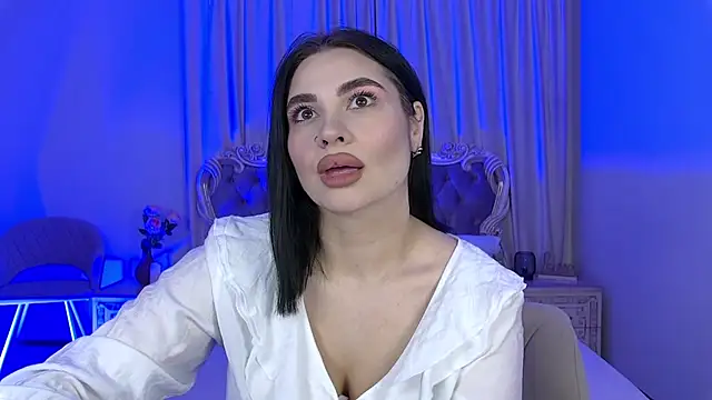 AdrianaTorres online show from November 2025 07:08:02 PM