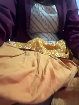 Snapshot of SexySwatii chatting on February 2026 01:31:02 PM SexySwatii online show from February 2026 01:31:02 PM