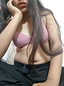 Snapshot of SexySwatii chatting on March 2026 02:17:02 AM SexySwatii online show from March 2026 02:17:02 AM