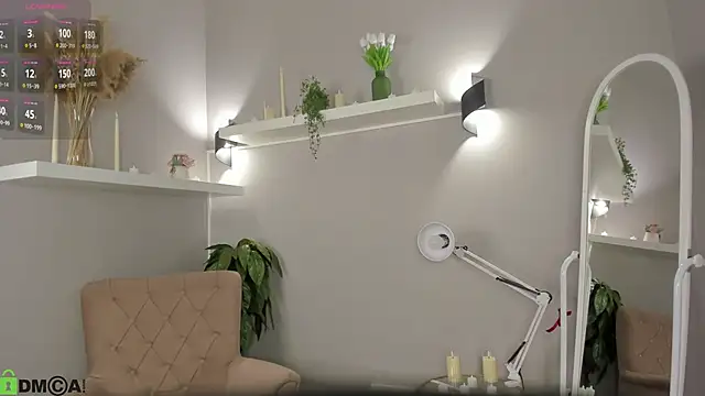 moon sanny online show from March 2026 01:17:02 AM