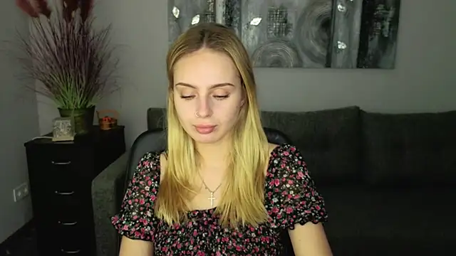 Snapshot of Tina_Jonesi chatting on November 2025 06:35:02 AM Tina Jonesi online show from November 2025 06:35:02 AM