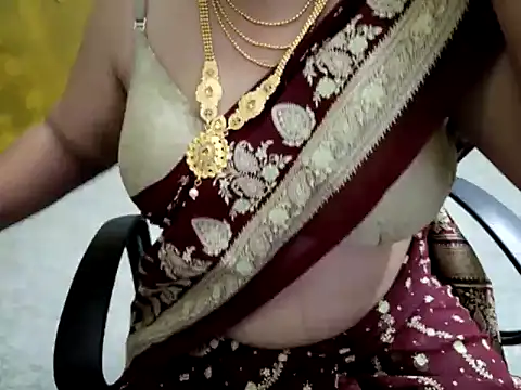 Snapshot of Tamil_VirginAss2 chatting on November 2025 06:43:01 PM Tamil VirginAss2 online show from November 2025 06:43:01 PM