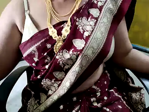 Snapshot of Tamil_VirginAss2 chatting on November 2025 06:49:02 AM Tamil VirginAss2 online show from November 2025 06:49:02 AM