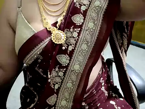 Snapshot of Tamil_VirginAss2 chatting on November 2025 04:22:02 PM Tamil VirginAss2 online show from November 2025 04:22:02 PM