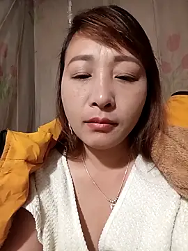 Missa-kute20 online show from November 2025 08:55:01 PM