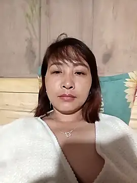 Missa-kute20 online show from April 2026 10:14:02 PM